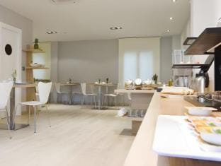 Coffee shop