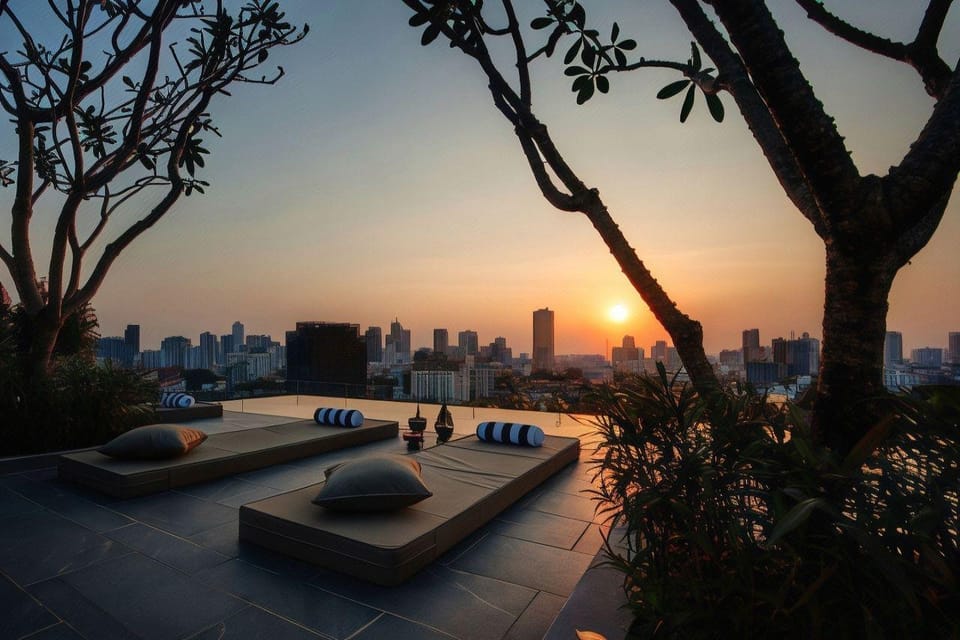 GLOW PARK HOTEL Grand Royal Palace Hotel in Phnom Penh Province