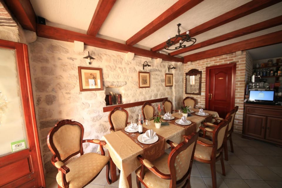 Hotel Admiral Hotel in Kotor Municipality