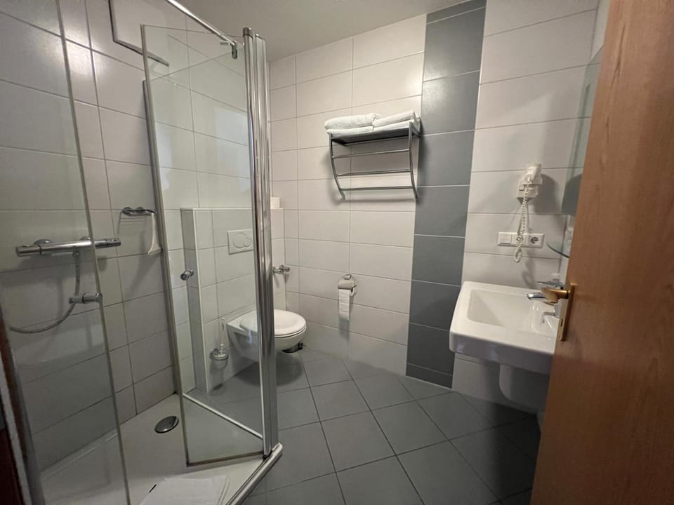 Hotel am Stern Uelzen - KOSTENLOS PARKEN - Hotel in Uelzen