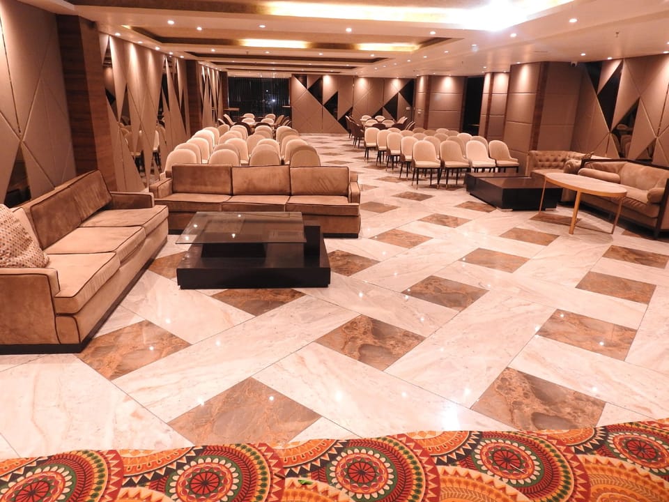 Sapphire Sky Hotel Hotel in Dehradun
