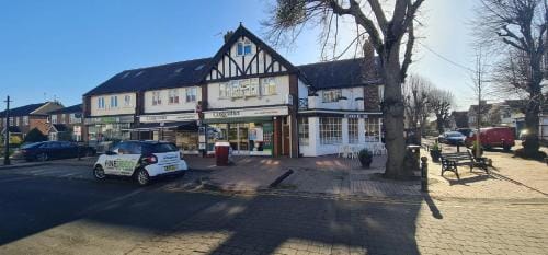 Move inn Estates - Multiple Rooms Hotel in Slough