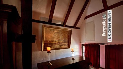 Burg Zimmer auf ca. 70 m² Inn in Heimbach