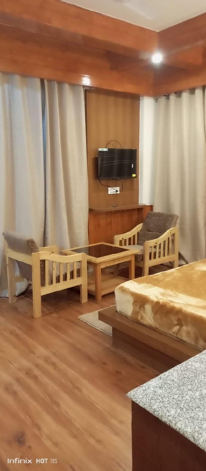 Skycity Manali Hotel in Himachal Pradesh