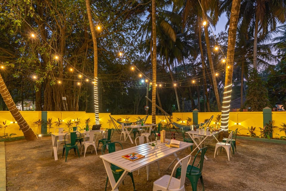 Whoopers Hostel Anjuna Hostel in Baga