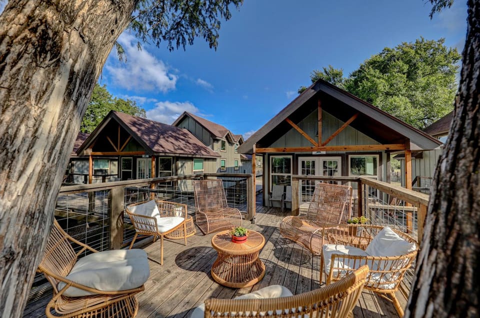 Treetop River Cabins on the Guadalupe River Lodge in Center Point