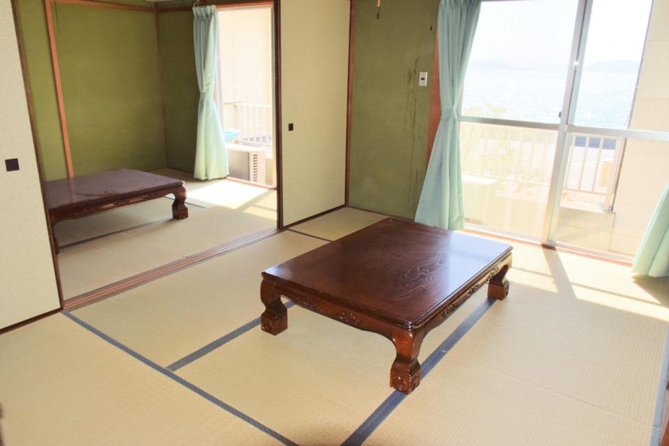 Sea accommodation Yamawo Hotel in Japan