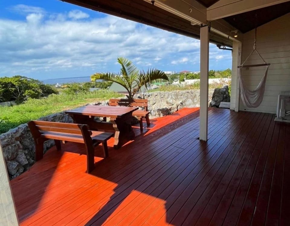 Sesoko Log Cabin [Chimu lani] Hotel in Okinawa Prefecture