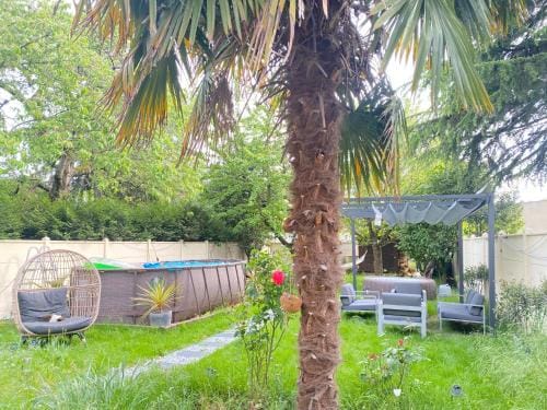 BIOTY CHILL & SPA Hotel in Drancy
