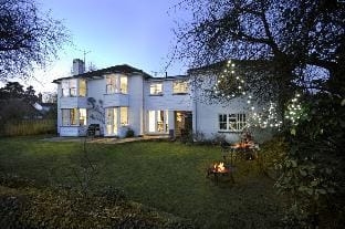 Montpellier House, Centrally Located, Large Garden - From £300 Per Night Hotel in Henley-on-Thames