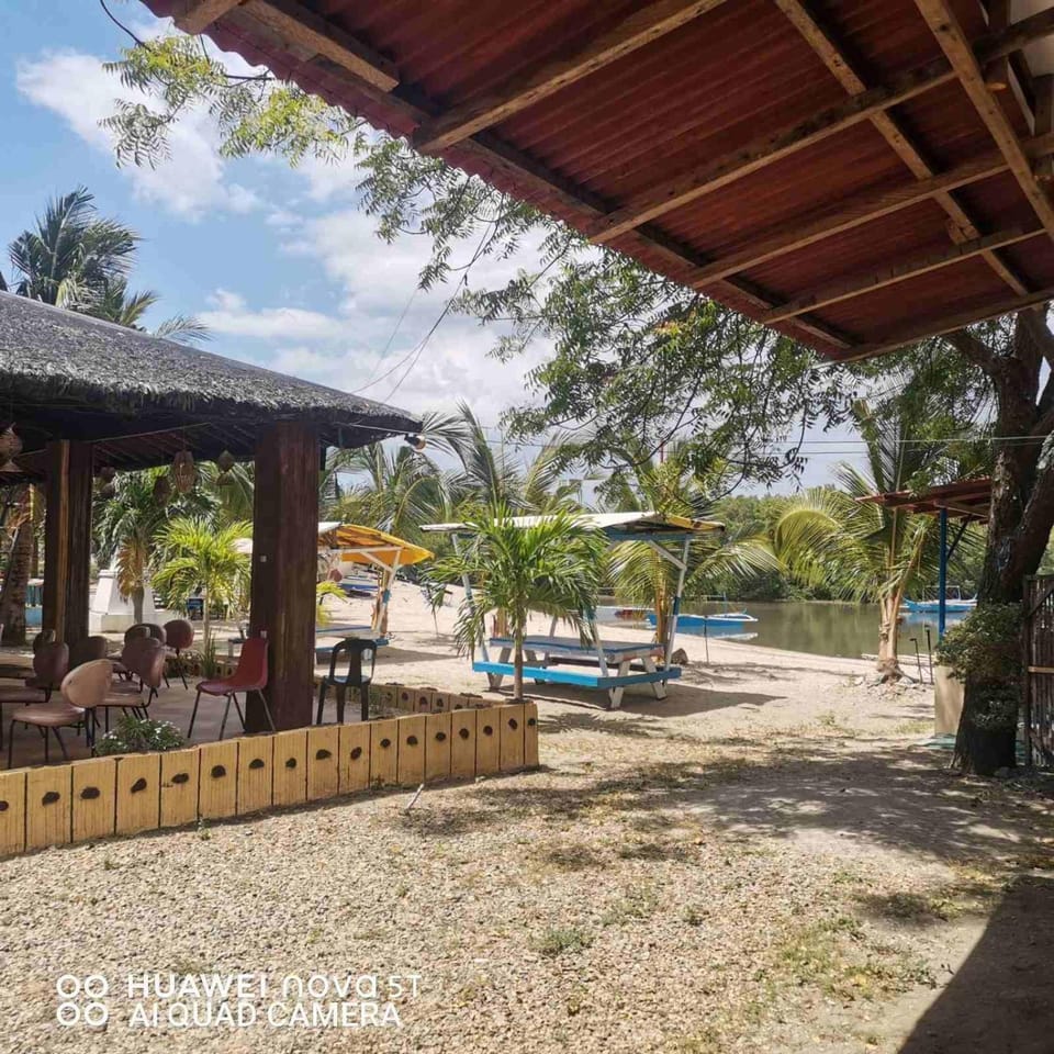 Binubusan Beach Hotel and Resort Hotel in Calabarzon
