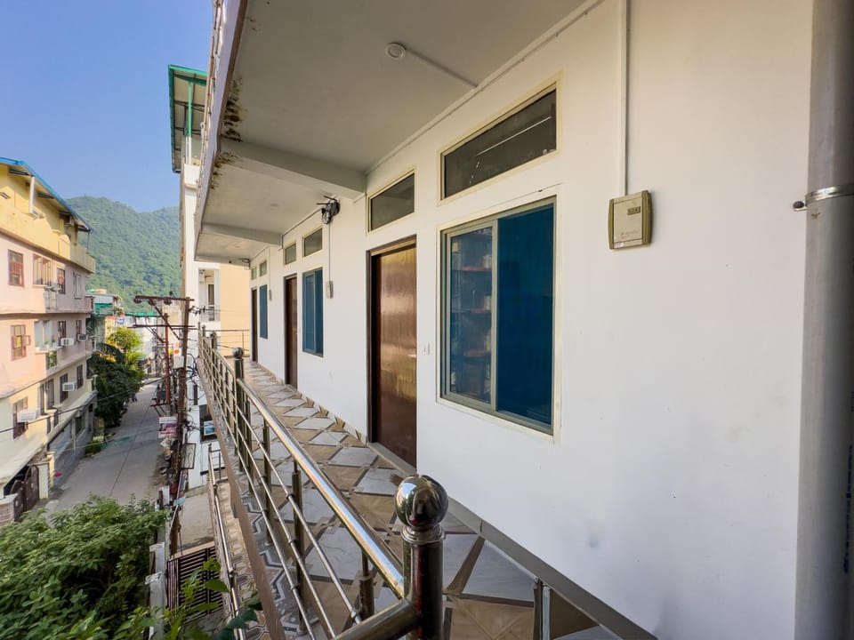 v3k invitee retreart Hotel in Rishikesh