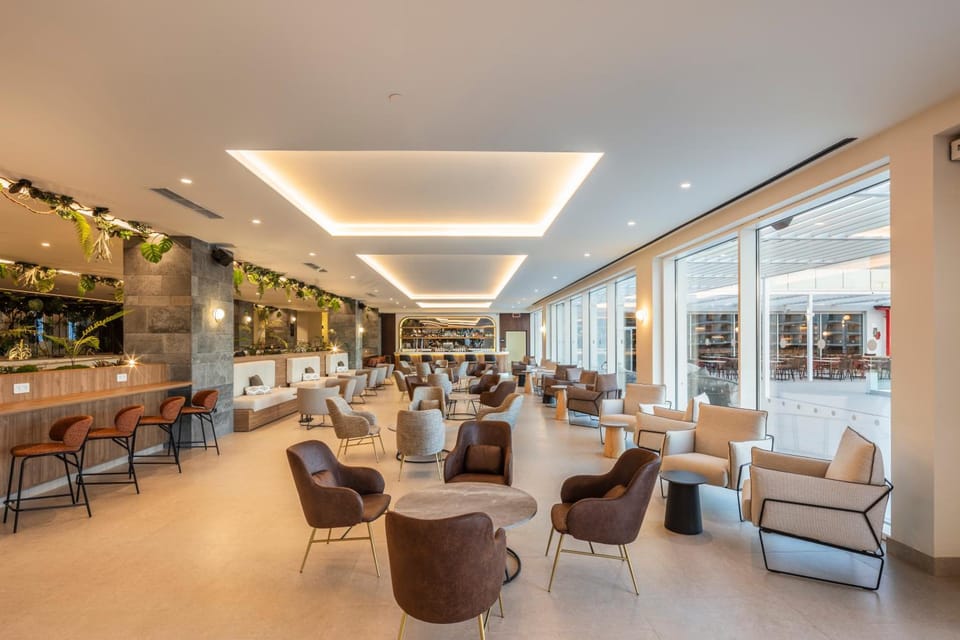 Bar/lounge