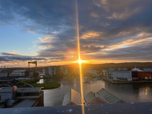 LoughView BED & BREAKFAST Hotel in Belfast