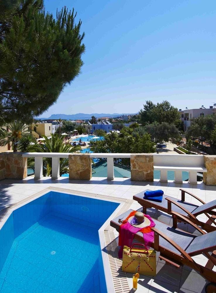 Sirios Village Hotel & Bungalows Hotel in Crete