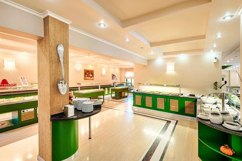 Sirios Village Hotel & Bungalows Hotel in Crete
