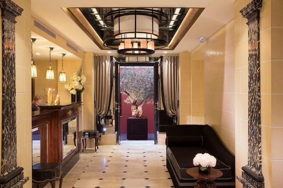 Hotel Belmont Hotel in Paris