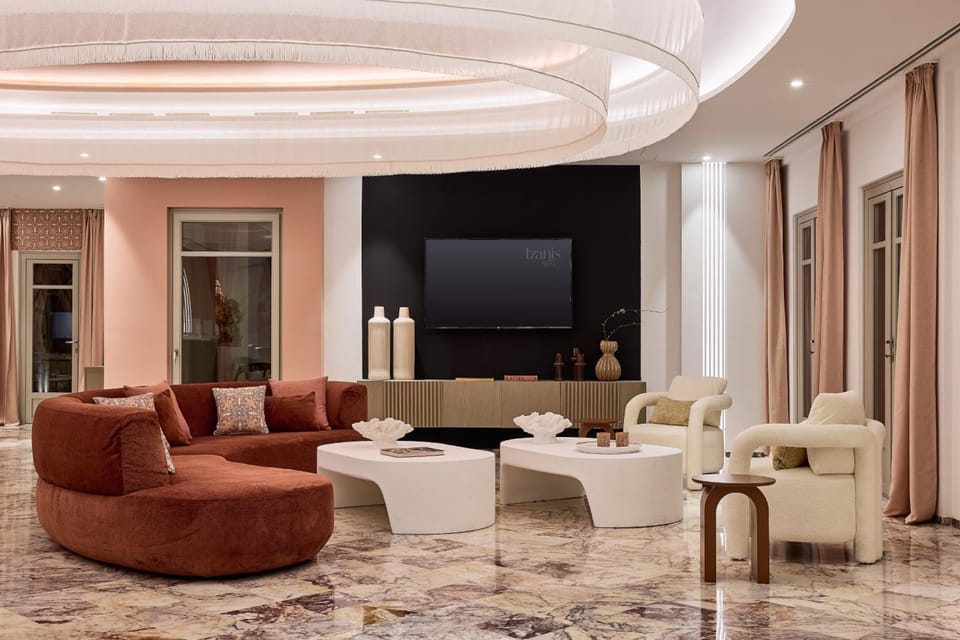 Tzanis Resort Skyros Hotel in Euboea