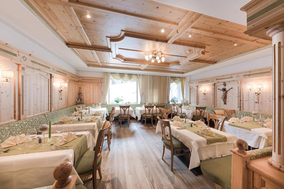 Hotel Sonklarhof Hotel in Trentino-South Tyrol