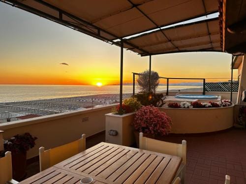 Piccadilly Penthouse with Jacuzzi Hotel in Emilia-Romagna