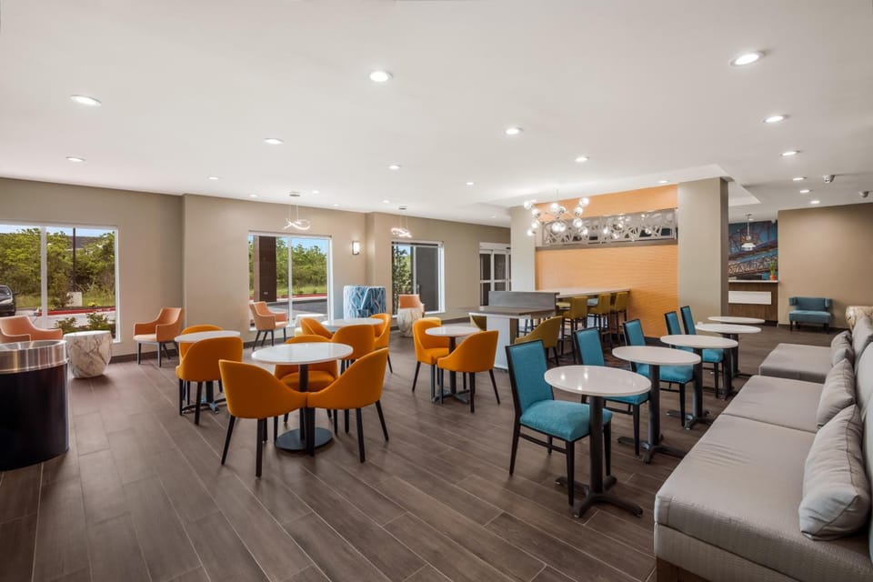 Hawthorn Extended Stay by Wyndham Sulphur (Lake Charles) Hotel in Sulphur