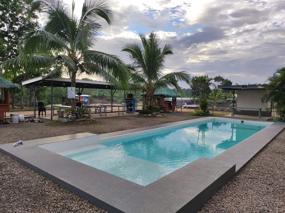 ASHELMA RESORT Resort in Central Visayas