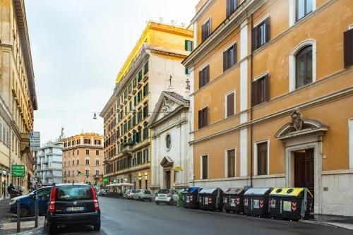 Art Deluxe Rooms - Vatican Hotel in Rome