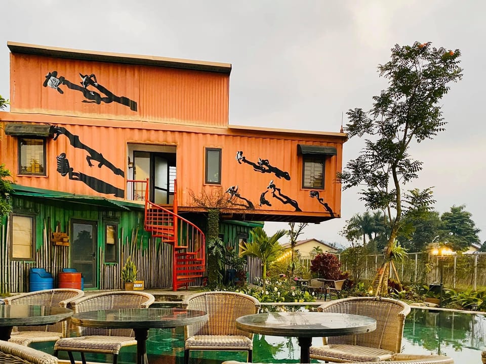 The Factory Ba Vì Hotel in Laos