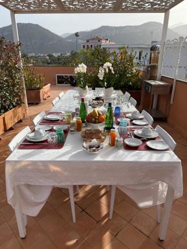 The Rooftop Terrace b&b Double Rooms Private Bathrooms and an equipped Roof Terrace Hotel in Sant Agnello