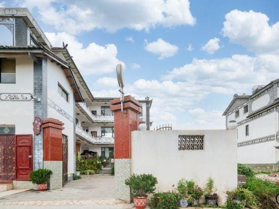 Dali Haipo Inn Hotel in China