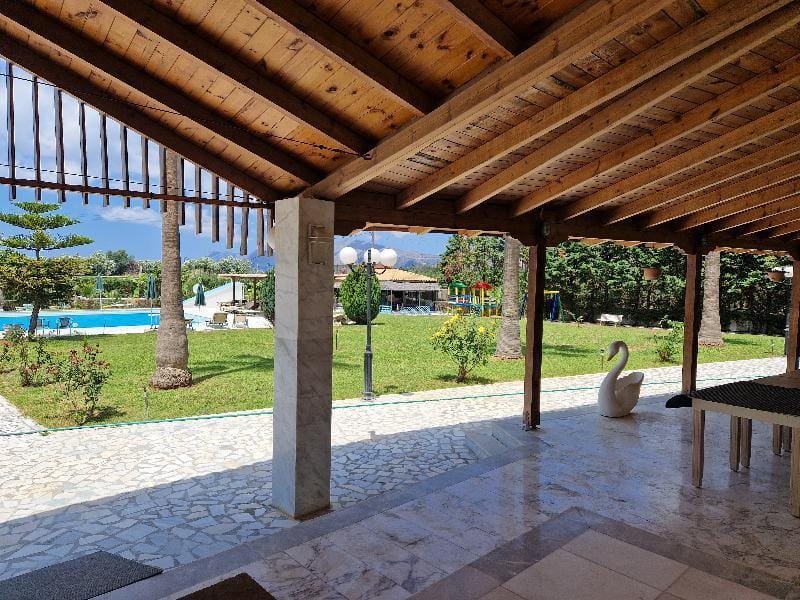 Regina Hotel Chania Hotel in Crete