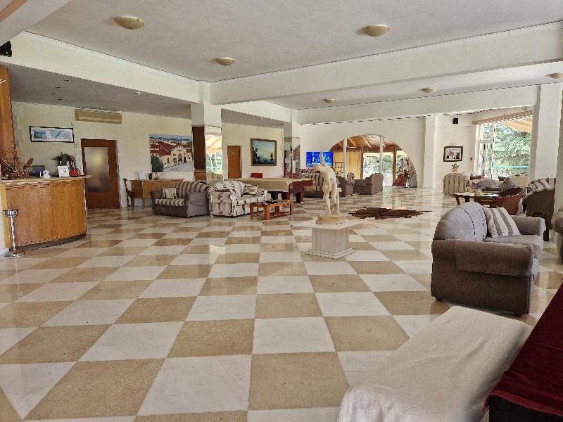 Regina Hotel Chania Hotel in Crete
