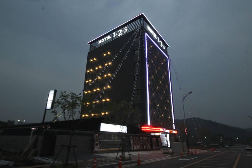 Ulsan KTX Station 1.2.3 Motel in South Korea