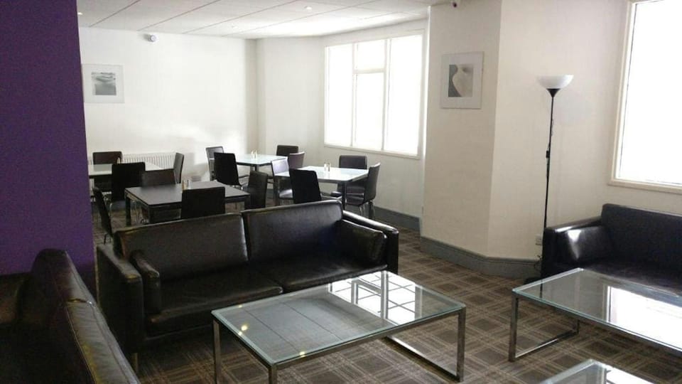 OYO Wave Crest Hotel Hotel in Blackpool