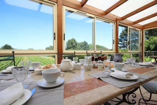 Les Gageres Hotel in Bourgogne-Franche-Comté