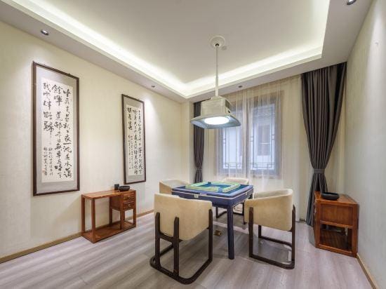 CLOUDS   MOUNTAIN  VILLA Hotel in Hangzhou