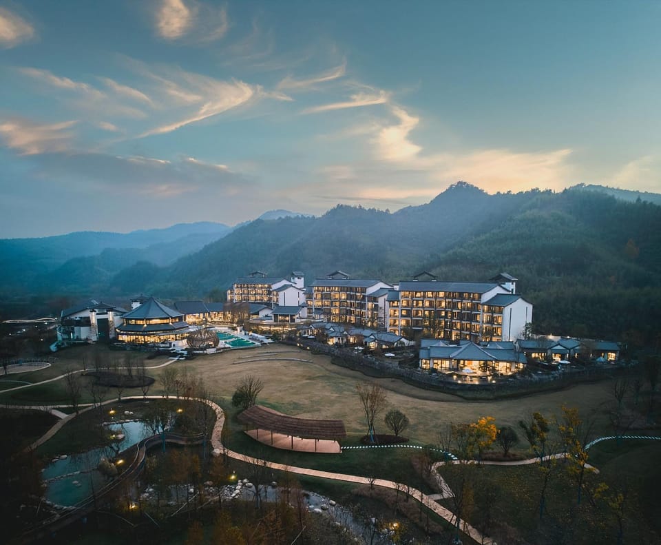 Dusit Thani Tianmu Mountain, Hangzhou Hotel in Hangzhou