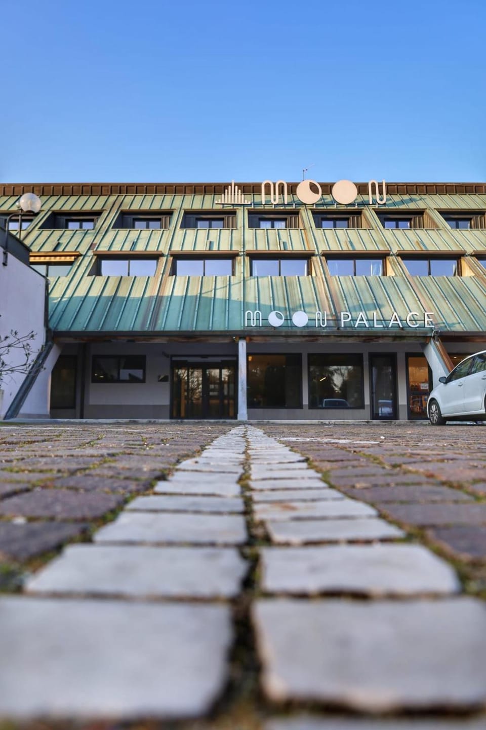 Moon Palace Hotel Hotel in Rho