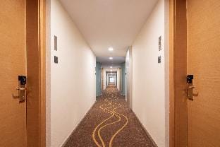 Rezen Brook Hotel Hangzhou Xixi Paradise Hotel in Hangzhou