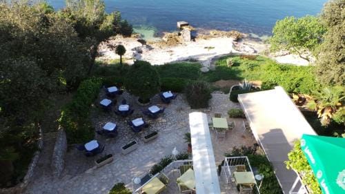 Rooms in Rovinj with a sea view, balcony, air conditioning, WiFi 81-2 Hotel in Rovinj