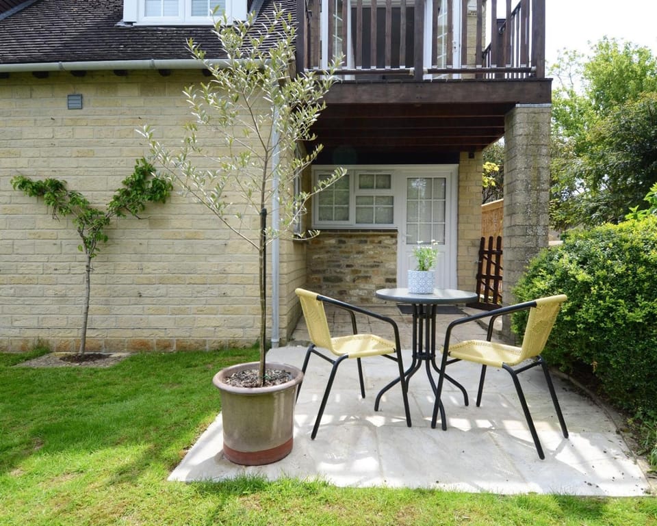 Yew Tree House Hotel in West Oxfordshire District