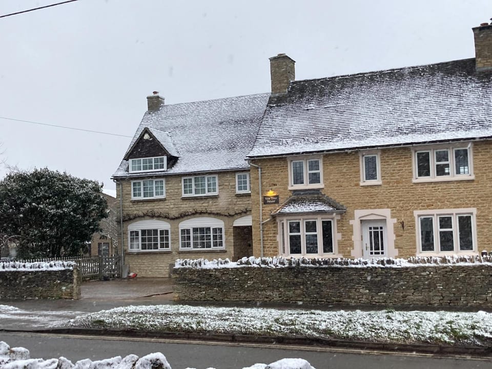 Yew Tree House Hotel in West Oxfordshire District
