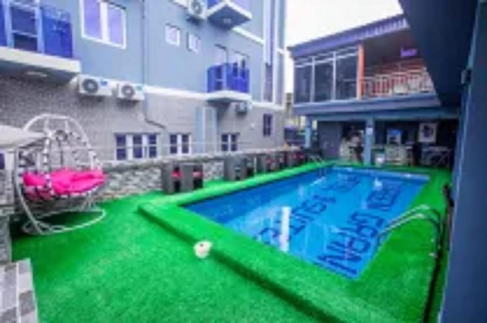 Doreen Grand Hotel and Suites Hotel in Lagos