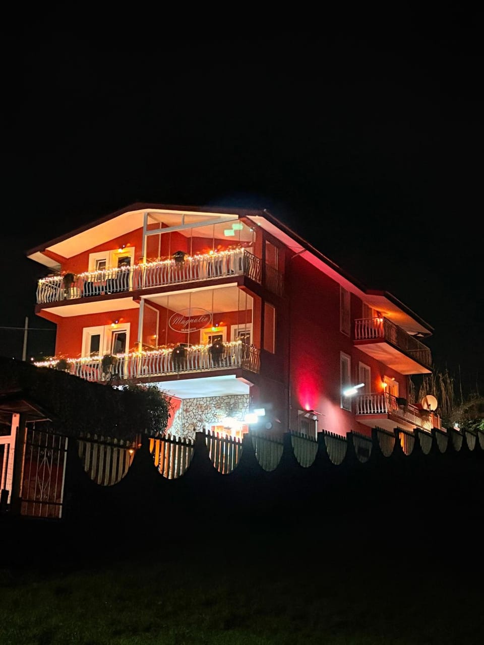 Hotel magnolia 1000 mt dal casello Hotel in Lazio