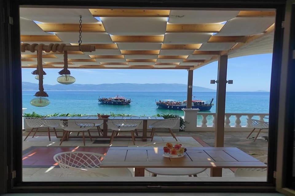 Nereides Seaside Apartments Apartment hotel in Samos Prefecture