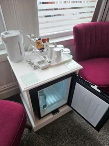 Hermosa Guest House Hotel in Scarborough