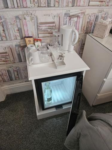 Hermosa Guest House Hotel in Scarborough