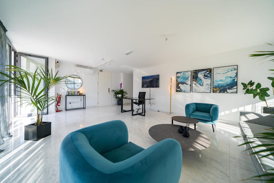 Silver Park Apartment hotel in Paphos
