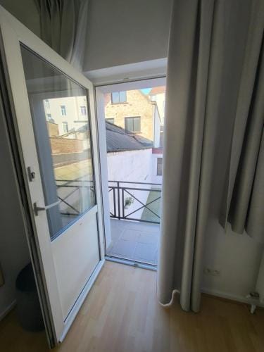Studio Alicia, idealement situe Hotel in Ixelles