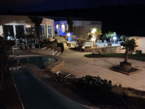 Lud'Hotel Hotel in Bourgogne-Franche-Comté